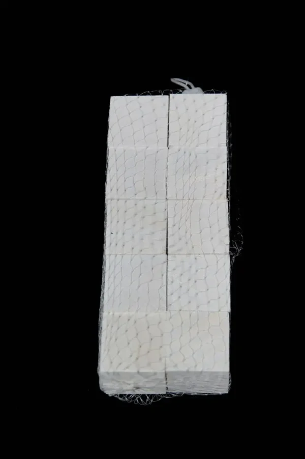 Wooden cubes 4 cm in net misty white