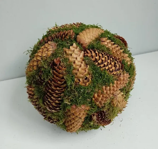 Ball flat moss/norway spruce 25 cm natural