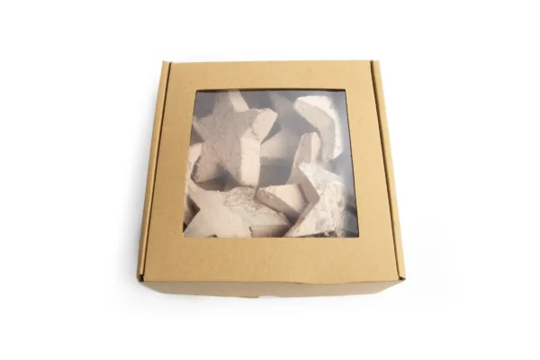 Coconut stars in color latte macchiato, in a box